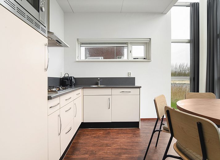 Plattegrond van Esonstad Torenwoning in Anjum, Lauwersmeer, met comfortabele slaapkamers en moderne badkamer voor zes personen.