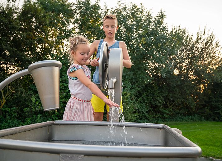 Esonstad Basic camping site C1 in Anjum, panoramic view of the Frisian lakes and nature.