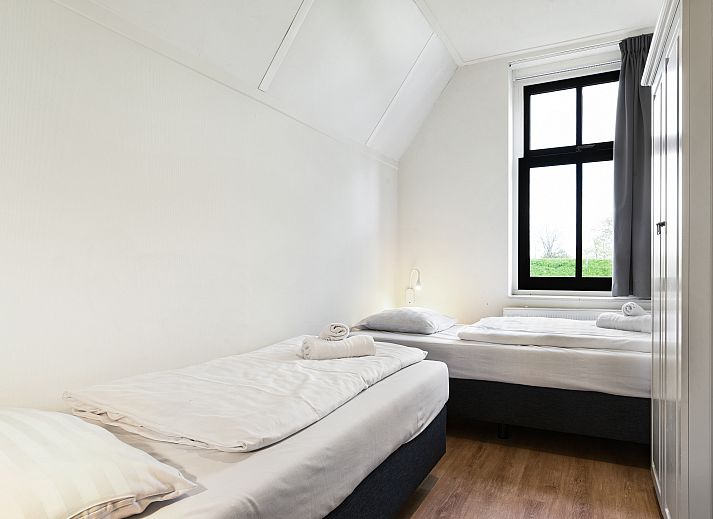 Plattegrond van Esonstad 6-persoons woning 6D2 in Anjum, Lauwersmeer. Ruime indeling met meerdere slaapkamers en badkamer.