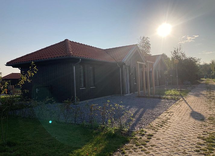 Verblijf 160596 - Vakantiewoning Lauwersmeer - Vakantiehuis Chalet Ufergrundstück mit eigenem Angelplatz