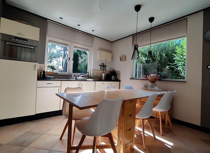 Gezellige buitenruimte bij Vakantiehuis in Spier, ideaal voor ontspanning in de natuur van Drenthe.