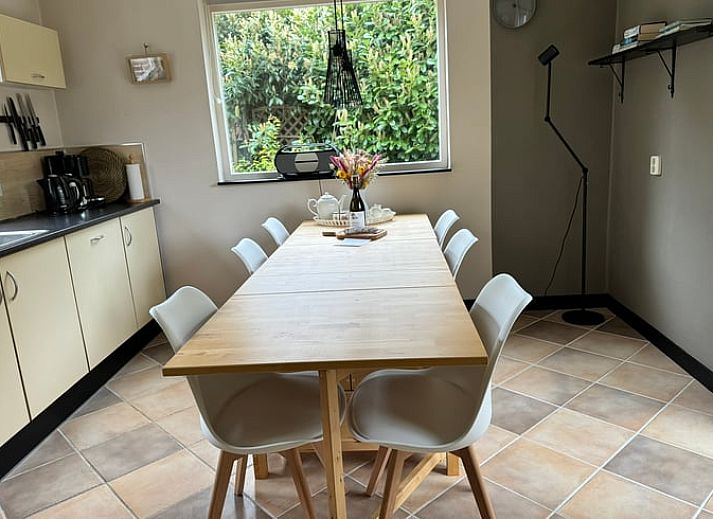 Gezellige buitenruimte bij Vakantiehuis in Spier, ideaal voor ontspanning in de natuur van Drenthe.