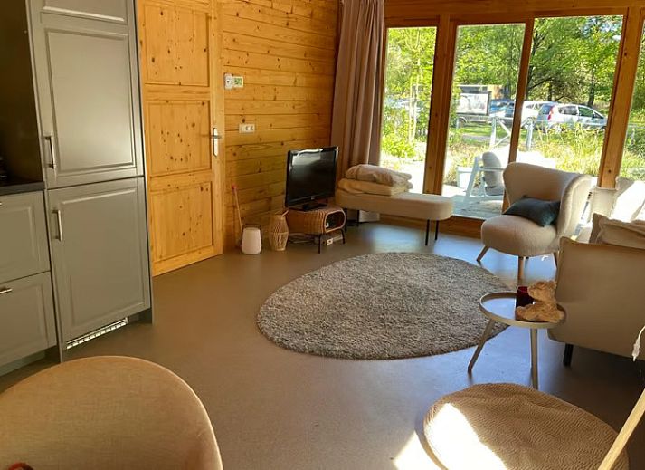 Gemuetliches Schlafzimmer im Ferienhaus DG1871, Spier, Midden Drenthe mit Holzausstattung.