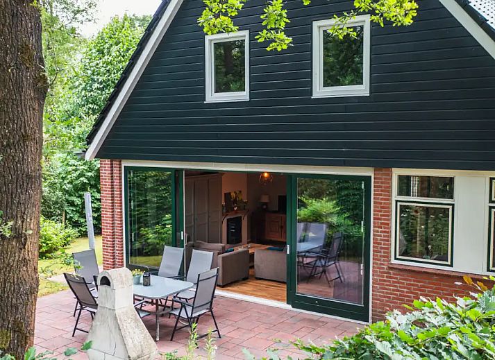 Verblijf 170133 - Vakantiewoning Midden Drenthe - Luxe boshuis in hartje Drenthe