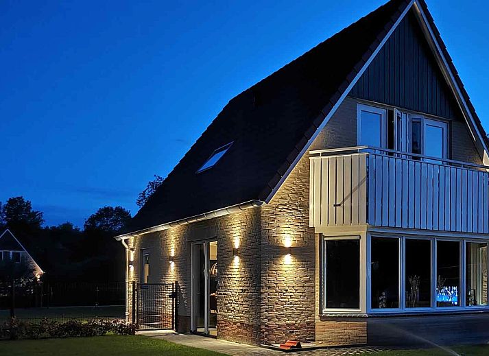 Geniet van de groene omgeving bij vakantiehuis DG1609 in Hoogersmilde, Midden Drenthe, met uitzicht op natuur en water.