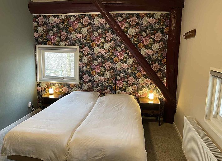 Cozy farm animals at DG410 vacation home in Schoonloo, Drenthe, ideal for a rural experience.