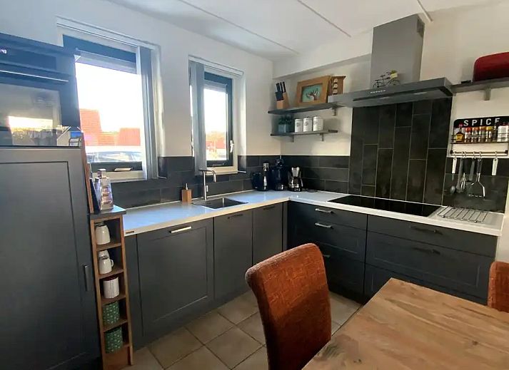 Guest house 170505 - Bungalow Midden Drenthe - Bedsteehuisje in vakantiepark