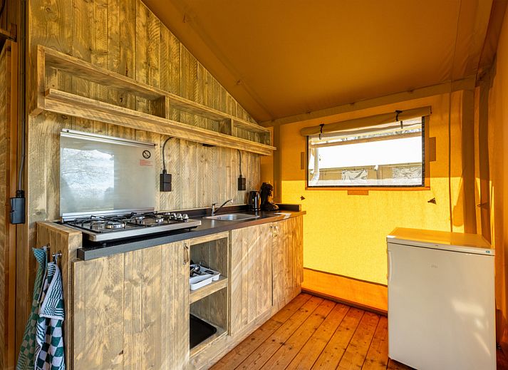 Guest house 171016 - Tent house Midden Drenthe - Safaritent 6