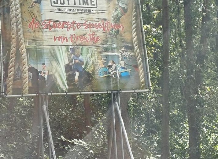 Modern kitchen in Cottage in Papenvoort, vacation home in Central Drenthe, equipped with all conveniences.