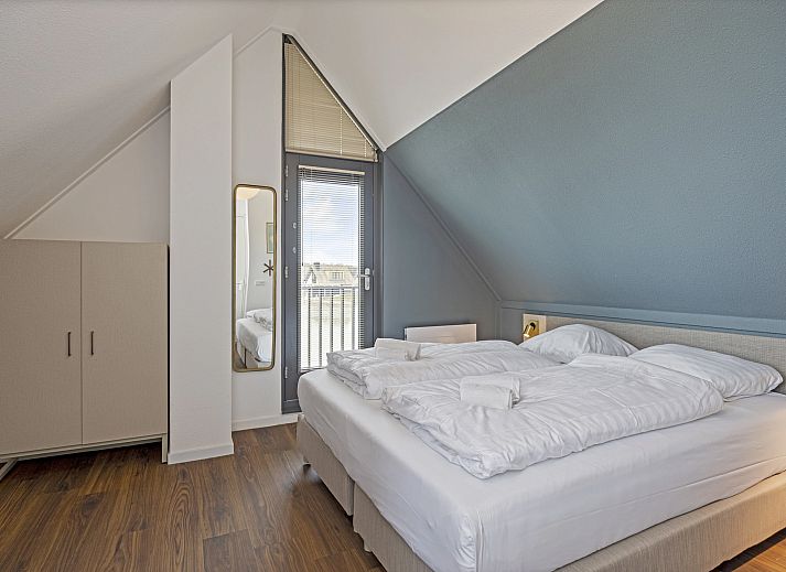 Moderne woonkamer in 8-persoons woning 8ELV, Westerbork, Midden Drenthe.