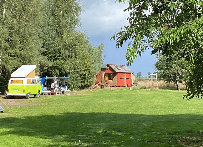 Rustikale Umgebung von Cottage in Mantinge, Ferienhaus in Zentral-Drenthe, mit weiter Aussicht.