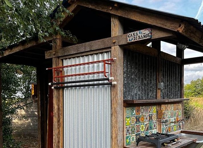 Gemuetliches Lagerfeuer im Cottage in Mantinge, Ferienhaus in Zentral-Drenthe, Drenthe.