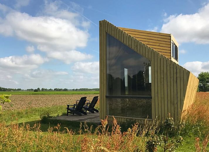 Das Ferienhaus in Mantinge, Zentral-Drenthe, bietet einen atemberaubenden Blick auf den Sonnenuntergang und die weiten Felder.