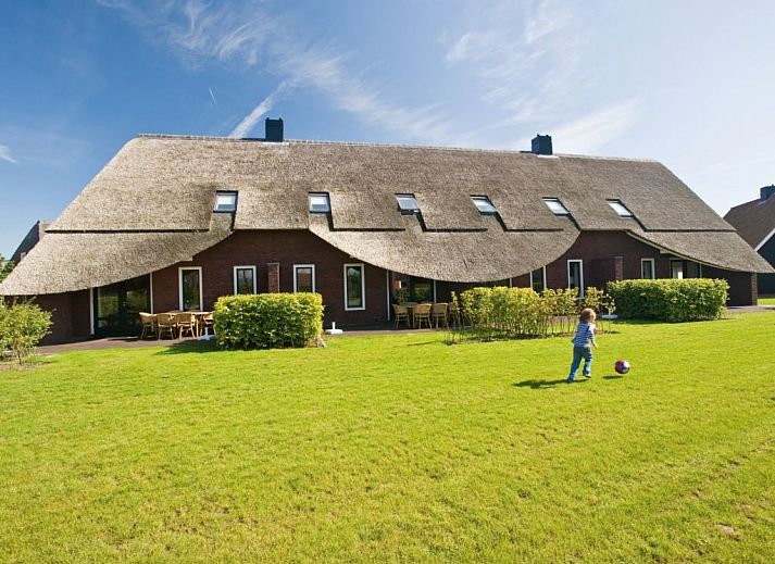 Verblijf 173220 • Bungalow Midden Drenthe • Hof van Saksen | 24-persoons boerderij | 24C 