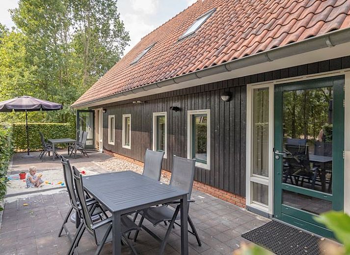 Verblijf 173223 - Bungalow Midden Drenthe - Hof van Saksen | 8-persoons 'kinder'boerderij | 8CK