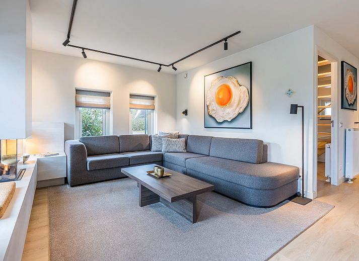 Cozy dining area in Hof van Saksen, 12-bed Luxury Culinary Farm in Nooitgedacht, Central Drenthe.