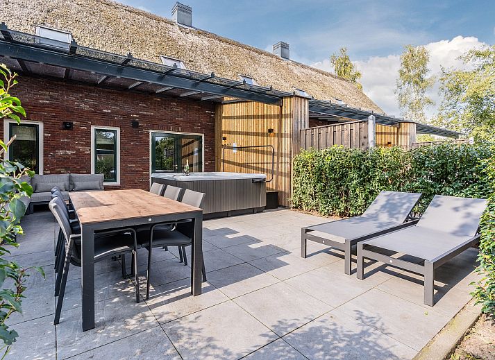 Verblijf 173281 - Bungalow Midden Drenthe - Hof van Saksen | 6-persoons Wellnessboerderij | 6LW