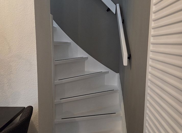 Moderne Kueche im Ferienhaus DG2033, Odoorn, Midden Drenthe, komplett ausgestattet fuer einen komfortablen Aufenthalt.