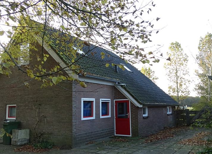 Ferienhaus in Geeuwenbrug, Midden Drenthe, bietet einen charmanten Aufenthalt mit einer Terrasse inmitten der Natur im Herzen von Drenthe.