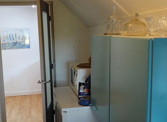 Moderne Dusche im Ferienhaus in Geeuwenbrug, Midden Drenthe, ideal fuer einen entspannten Aufenthalt in einer komfortablen Ferienwohnung.