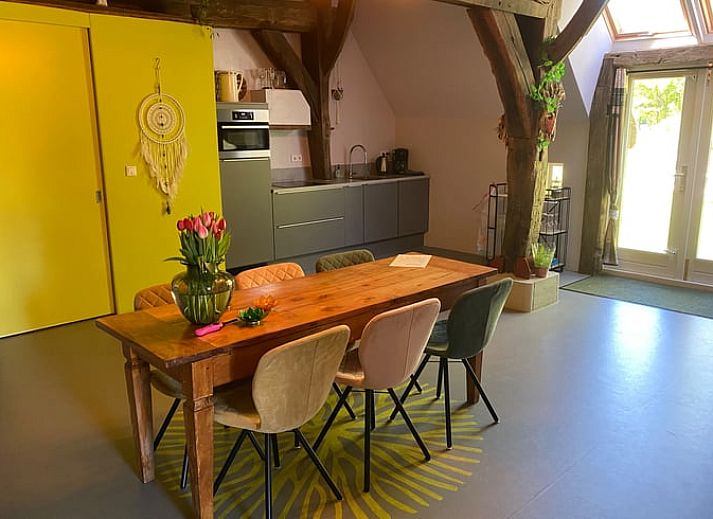 Moderne keuken in Vakantiehuisje in Westdorp, Midden Drenthe, perfect voor culinaire avonturen.