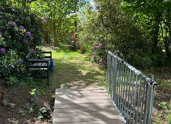 Gemuetliche Essecke im Ferienhaus in Balloerveld, ideal fuer Mahlzeiten in Midden Drenthe, Drenthe.