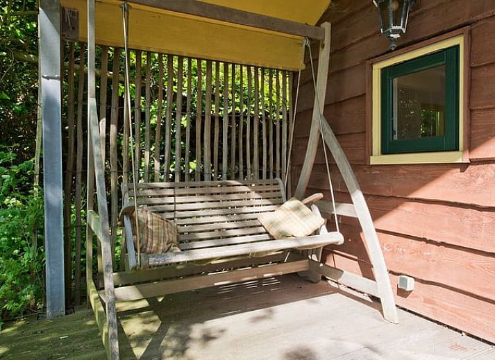 Sfeervolle slaapkamer in Vakantiehuis in Een, Noord Drenthe. Comfortabele bedden voor een goede nachtrust.