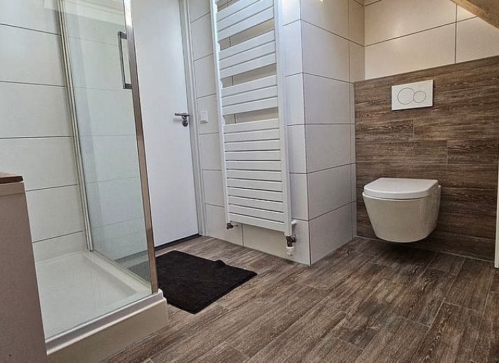 Guest house 180208 - Holiday property Noord Drenthe - Huisje in Een