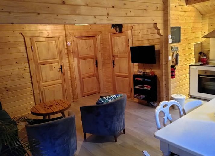 Huisje in Eext, vakantiehuis in Noord Drenthe omringd door bloeiende natuur.