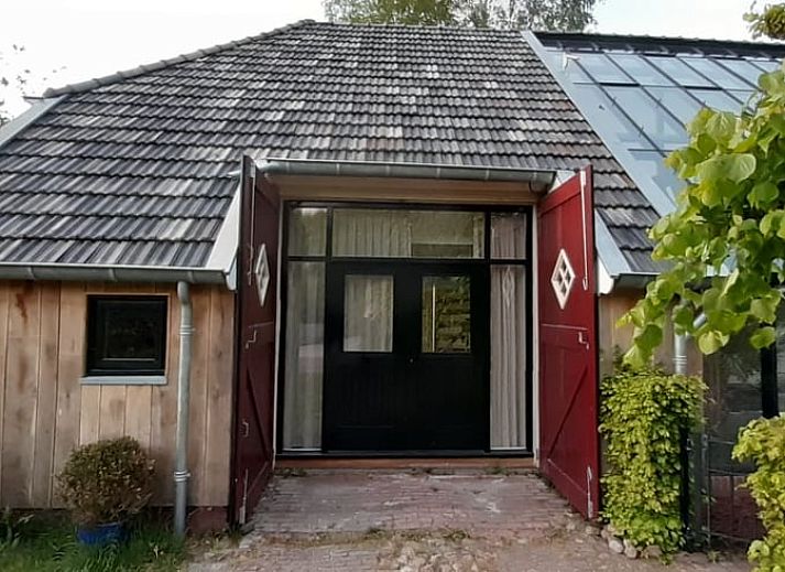 Bluehender Garten im Ferienhaus in Eext, Nord-Drenthe, ein ruhiges Ferienhaus.