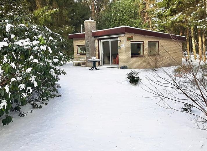 Gemuetliches Schlafzimmer im Ferienhaus in Norg, Nord-Drenthe, mit bequemem Bett und erholsamer Einrichtung.