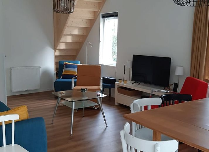 Ferienhaus in Norg, Nord-Drenthe, umgeben von gruener Natur und rustikalen Waeldern, ideal fuer einen entspannten Aufenthalt in Drenthe.