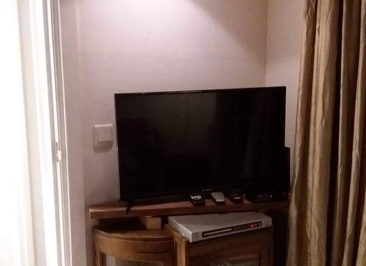 Beleuchteter Aussenbereich von Cottage in Norg, Ferienhaus in Drenthe, ideal fuer Abende.