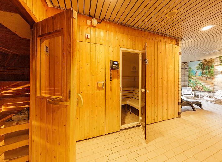 Guest house 181122 - Tent house Noord Drenthe - Vakantiepark «Hunzedal 16»