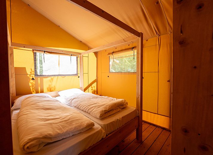 Guest house 181122 - Tent house Noord Drenthe - Vakantiepark «Hunzedal 16»