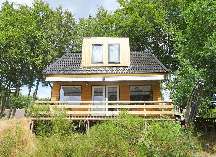 Verblijf 181206 • Vakantiewoning Noord Drenthe • Uniek 2 - 4 persoons vakantiehuis aan het riviertje de