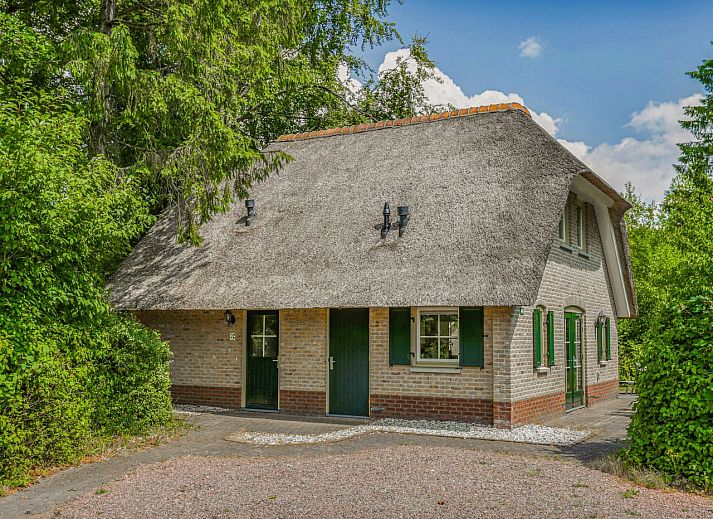 Verblijf 182909 • Bungalow Noord Drenthe • Het Land van Bartje | 6-persoons hoevewoning | 6DL 