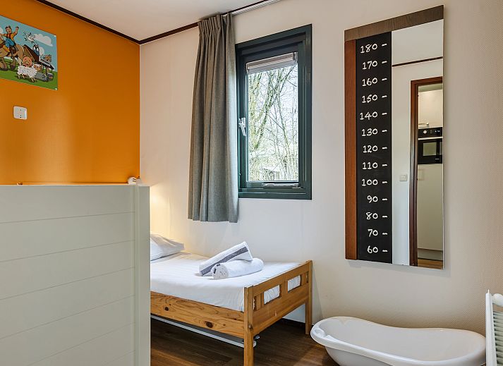 Verblijf 1829103 - Vakantiewoning Noord Drenthe - Het Land van Bartje | 4-persoons peuterstacaravan | 4MHK