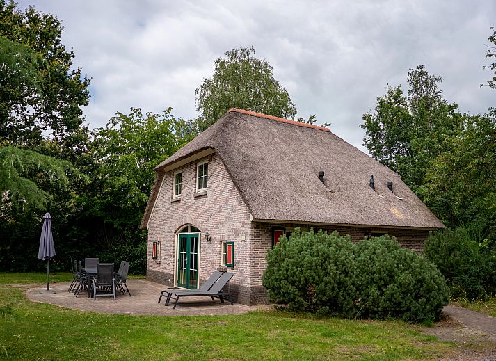 Verblijf 1829104 - Bungalow Noord Drenthe - Het Land van Bartje | 8-persoons boerderij | 8L