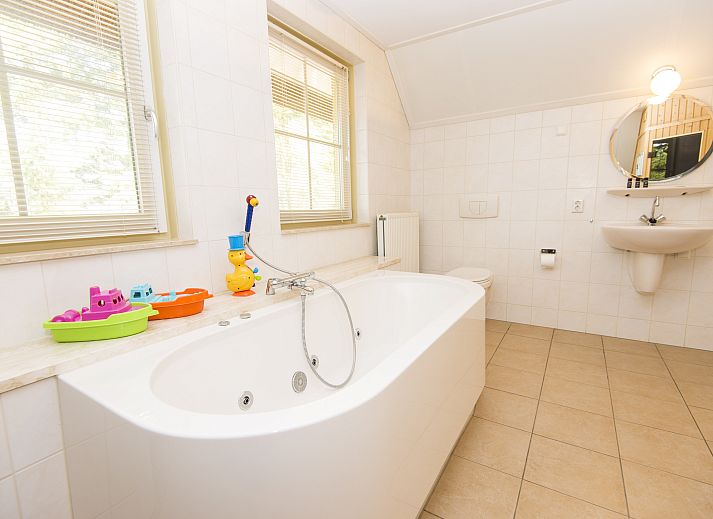 Gemuetliche Schlafgelegenheit im 6-Bett-Kinderbauernhof Het Land van Bartje in Ees, Drenthe.