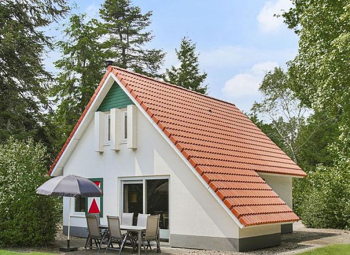 Verblijf 182911 • Bungalow Noord Drenthe • Het Land van Bartje | 6-persoons landhuis | 6D2