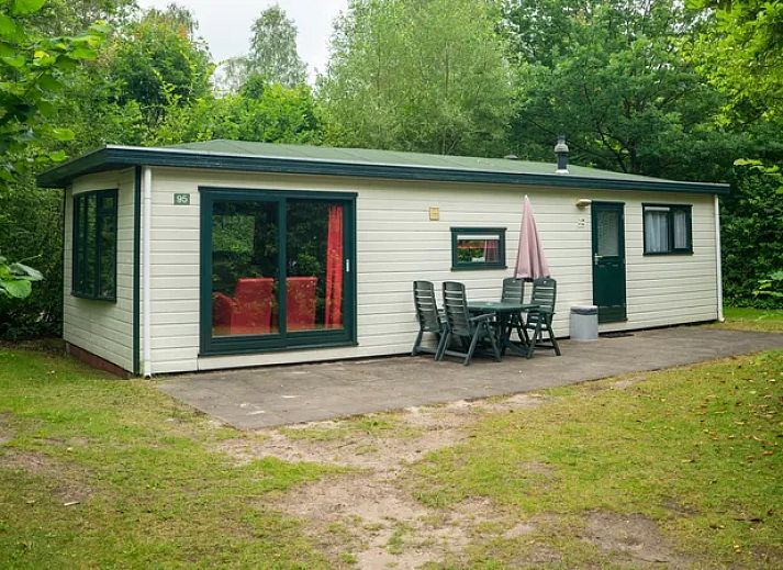 Verblijf 182915 • Bungalow Noord Drenthe • Het Land van Bartje | 4-persoons stacaravan | 4BC