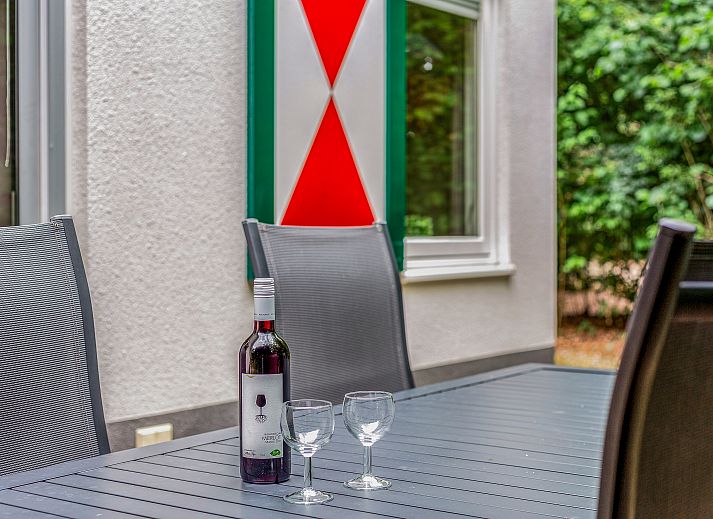 Gemuetliche Sitzecke mit Kamin in Het Land van Bartje, 4-Personen-Ferienwohnung in Ees, Drenthe.