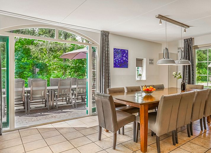 Guest house 182958 - Bungalow Noord Drenthe - Het Land van Bartje | 10-persoons boerderij | 10FL