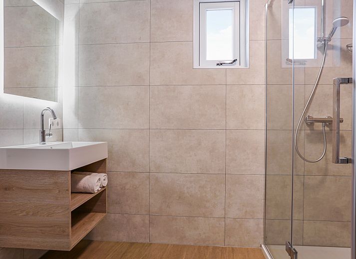 Guest house 182970 - Bungalow Noord Drenthe - Het Land van Bartje | 4-persoons landhuis | 4B