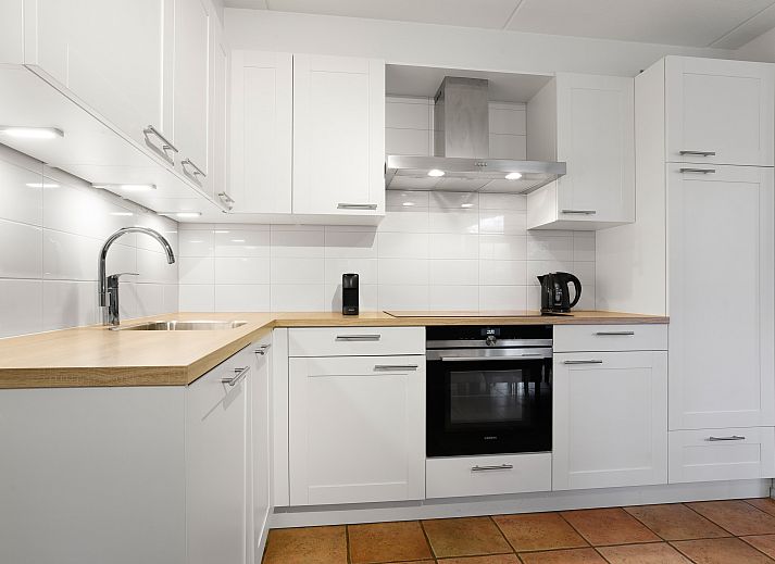 Guest house 182977 - Bungalow Noord Drenthe - Het Land van Bartje | 10-persoons kinderboerderij | 10LK