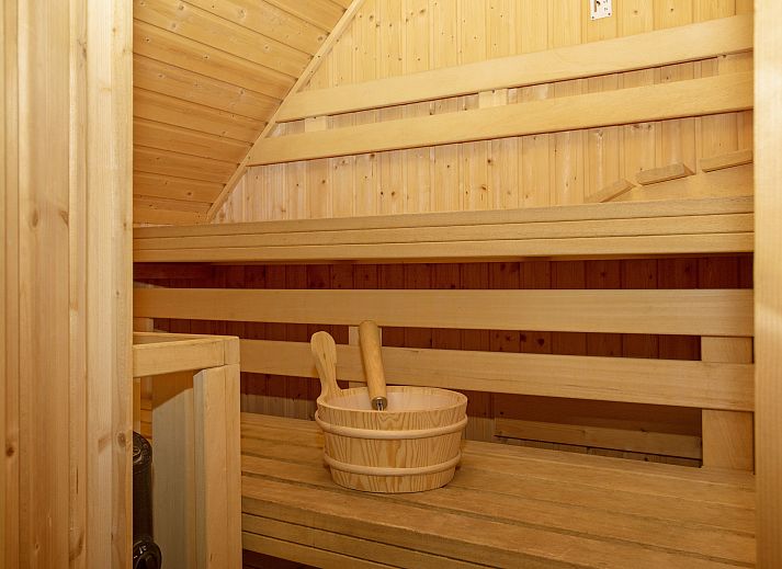 Guest house 182977 - Bungalow Noord Drenthe - Het Land van Bartje | 10-persoons kinderboerderij | 10LK