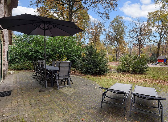 Guest house 182977 - Bungalow Noord Drenthe - Het Land van Bartje | 10-persoons kinderboerderij | 10LK