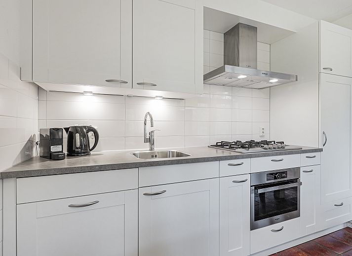 Guest house 182983 - Bungalow Noord Drenthe - Het Land van Bartje | 8-persoons kinderboerderij | 8ELK