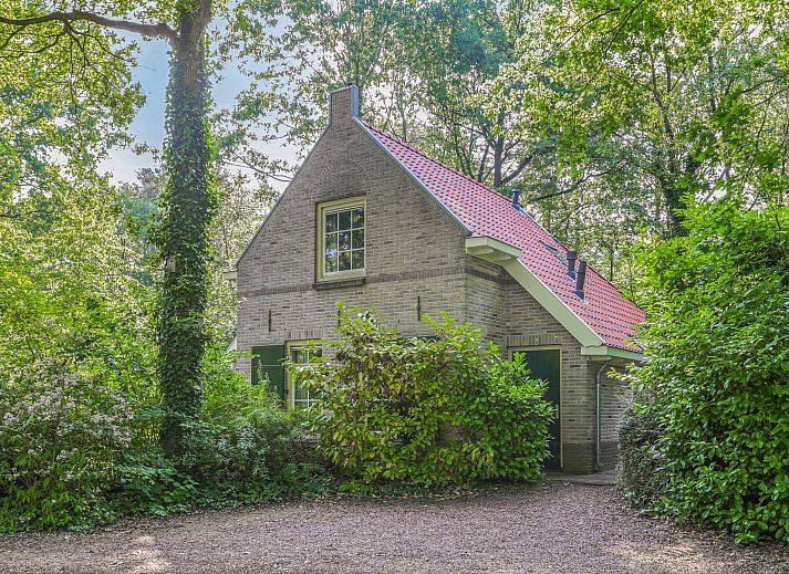 Guest house 182997 - Holiday property Noord Drenthe - Het Land van Bartje | 4-persoons boerderij | 4BL